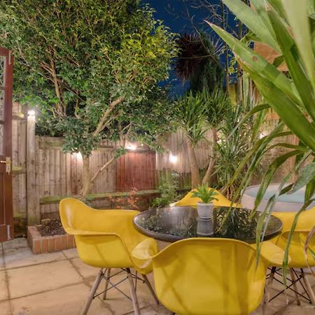 The Zen Den With Hot Tub And Garden Vila Londres Exterior foto